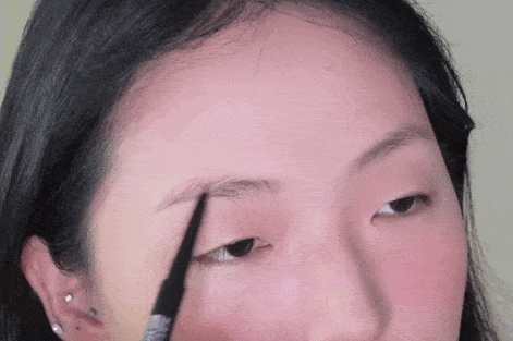  不配■“单眼皮小眼睛”看回来！教你如何画眼妆画法，看了以后请不必再聊：我不配！