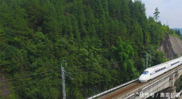 世界最难建的三条路全部在中国, 全程建桥挖隧道, 一路壮观美景