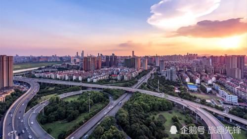  强势■中部城市富裕排名，武汉郑州分列二三名，长沙的表现最强