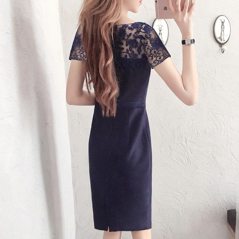 新流行的一种连衣裙，洋气耐看巨美嫩，大气忒上档次