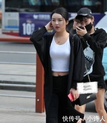  「经典」黑白经典穿搭，简约不失优雅，散发出浓浓的女人味！