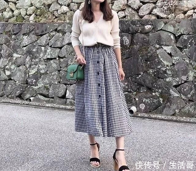  『最合适』春天穿衣搭配：?日本国漂亮小姐姐共享最合适个子矮的女生的春天穿衣搭配！