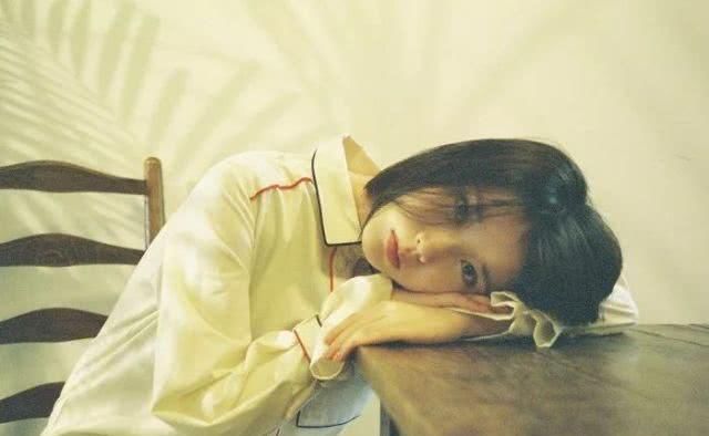  『及脖内扣短』脸很圆、脸很方的女生，弄这几款发型准没错