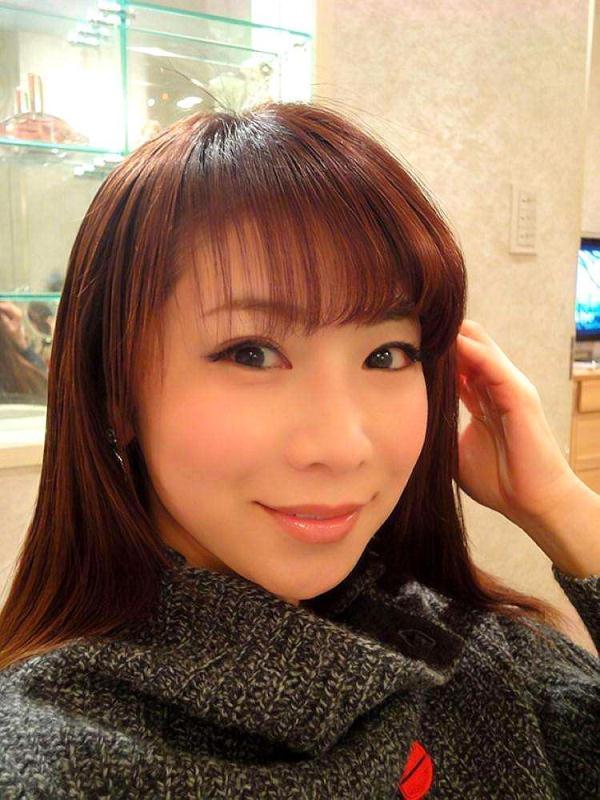 日本51岁美女有23岁容颜 被誉 不老美妇