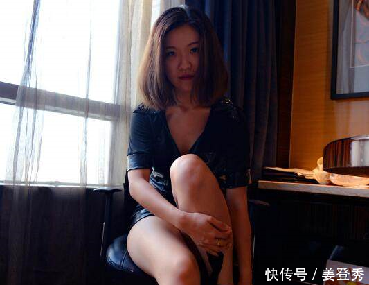 大气而不失优雅的尖头细跟，轻松彰显女人的优雅气质