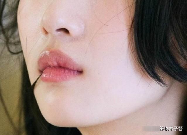  『认出』如果只看这14位当红女明星的唇妆，你可以认出多少？