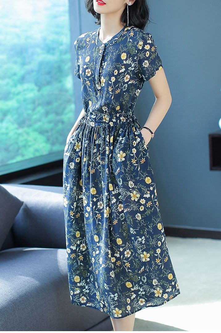 一不小心发现一种“减龄裙”,适合四五十女人,前凸后翘性感妩媚