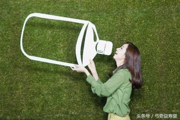 三人轻信朋友圈养生文章不幸离世 三伏天养生到底靠不靠谱？