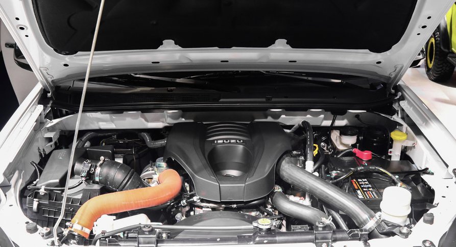  『不到』能装能越野，这几款不到15万的越野皮卡了解一下