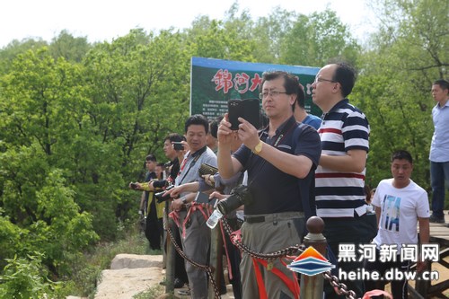 魅力锦河引来八方客