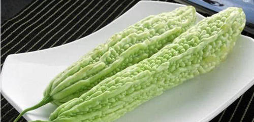 微博热搜：热苦瓜水能杀癌细胞！真相究竟是什么？