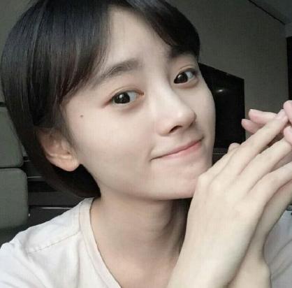 鞠婧祎卸妆后打82分，张雪迎卸妆后打96分，她打满分都嫌少！