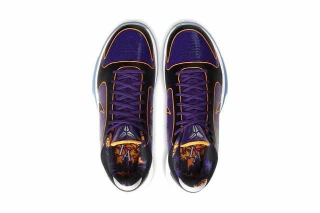  【签名】经典紫金与黑曼巴手写签名KOBE 5「湖人配色」开卖时间曝光