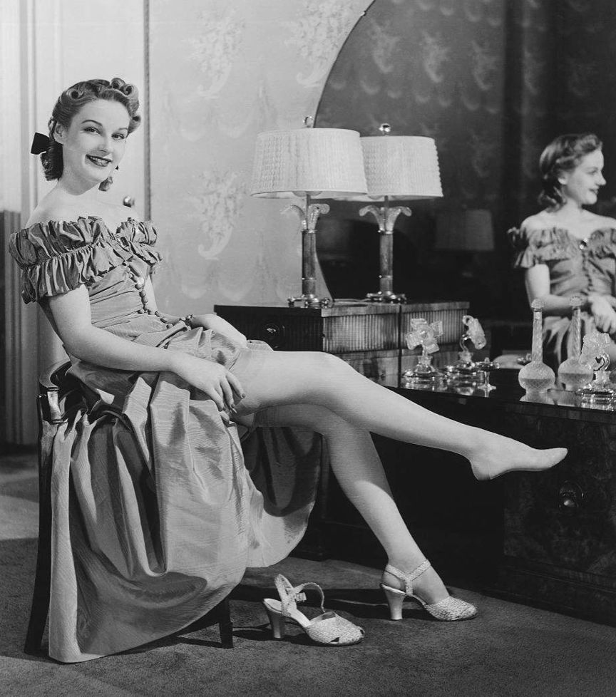 “穿上黑丝，不看长相都是美女”