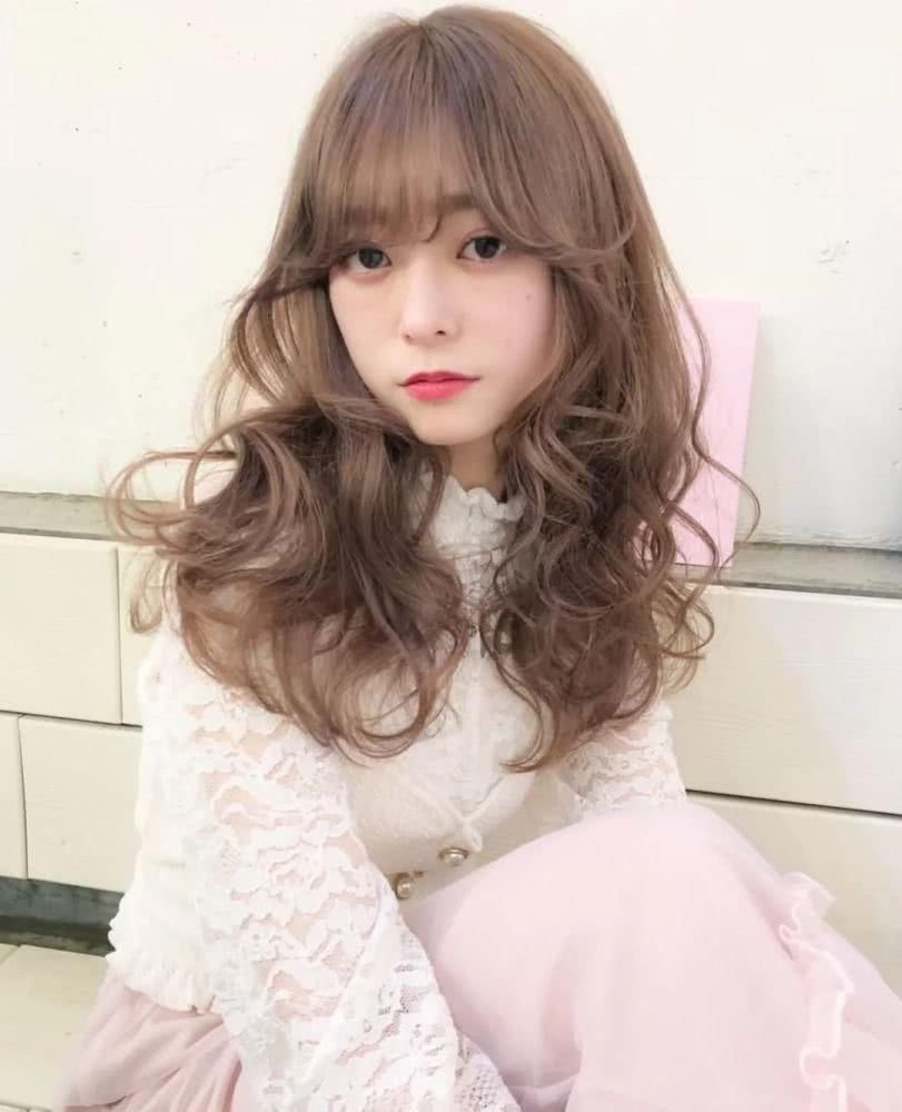 #适合#适合脸型比较圆的清爽发型