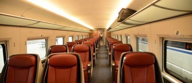  「高铁」为何乘坐高铁时，不需要绑安全带？不知道的赶紧来看看