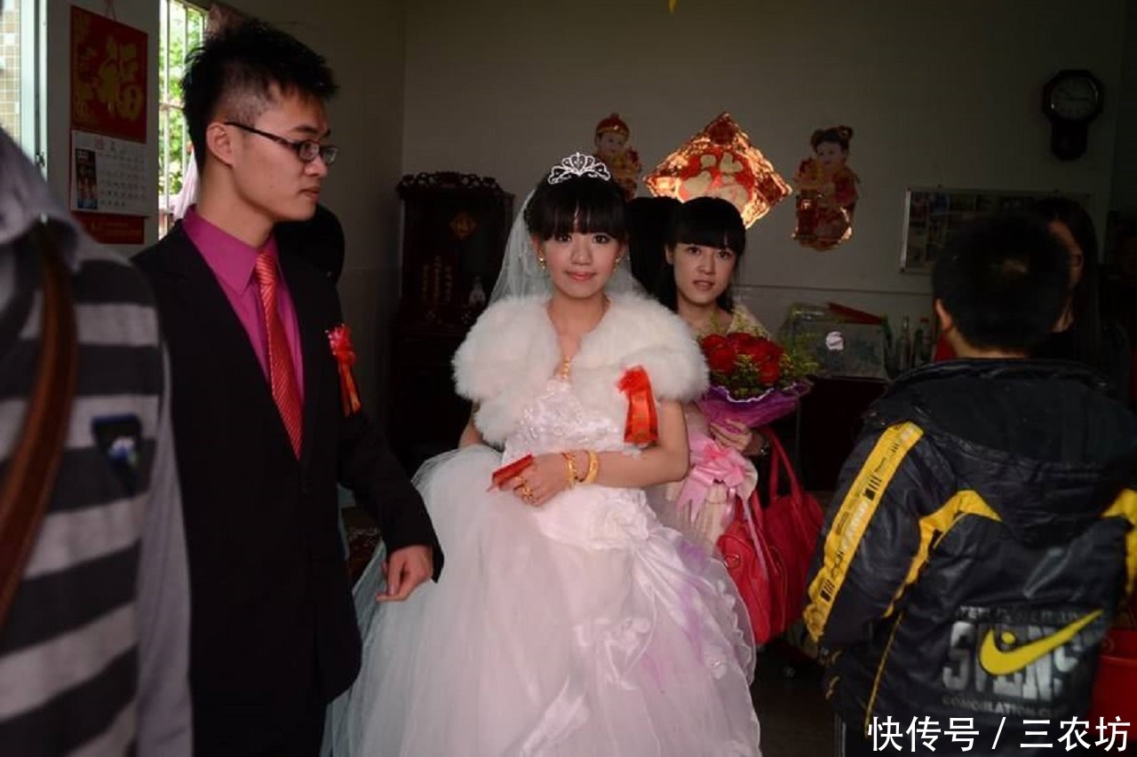 在农村，嫁女儿要15万彩礼，过分吗？农民算了笔账，看完都沉默了