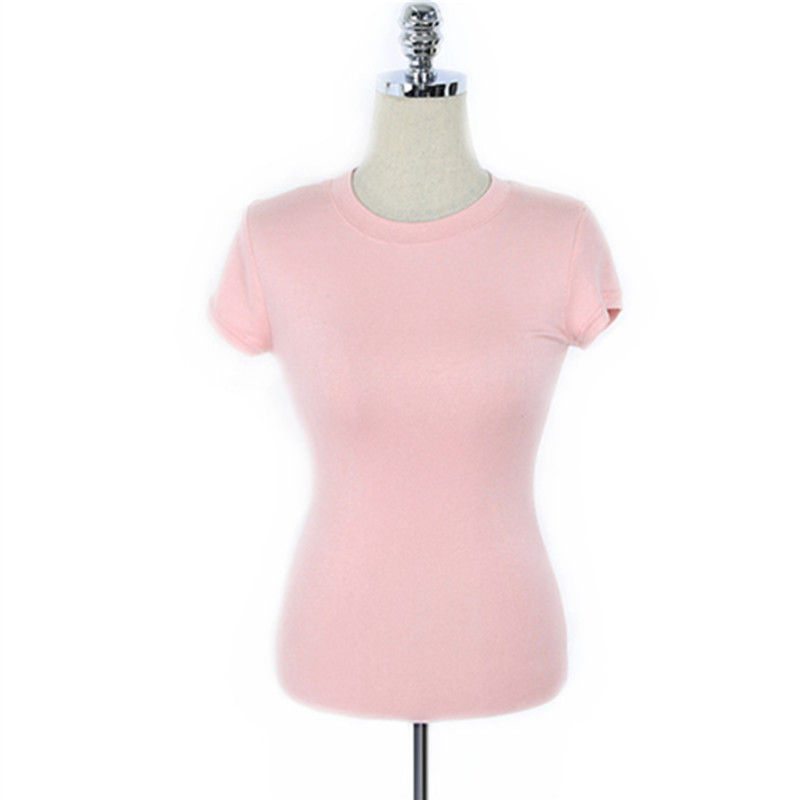 让人一眼“看不透”的紧身打底衫，紧而不露才最能回头率十足