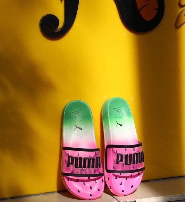 101女孩的少女感 原来靠这些“塑料”单品就能get