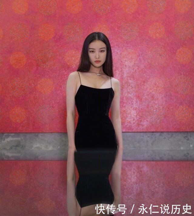  [最显]女生最显老的3种发型，齐刘海稳居第三，这排第一我有些意外