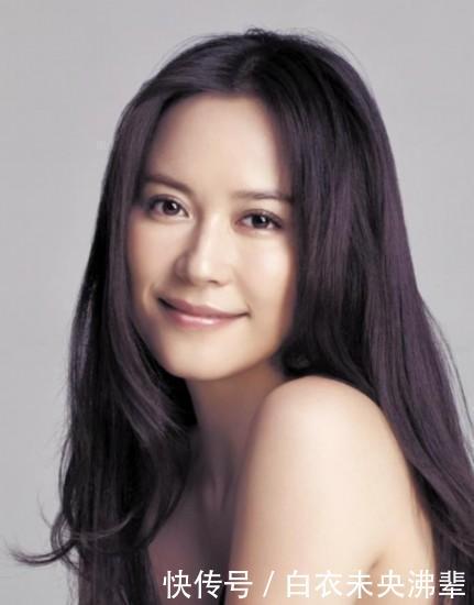 她比高圆圆更美 比许晴更有气质 45岁的她竟比20岁还漂亮