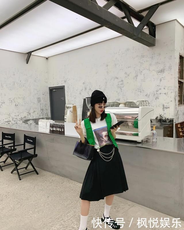 『时髦』个性的早春穿搭示范,穿出别样魅力和时髦感!