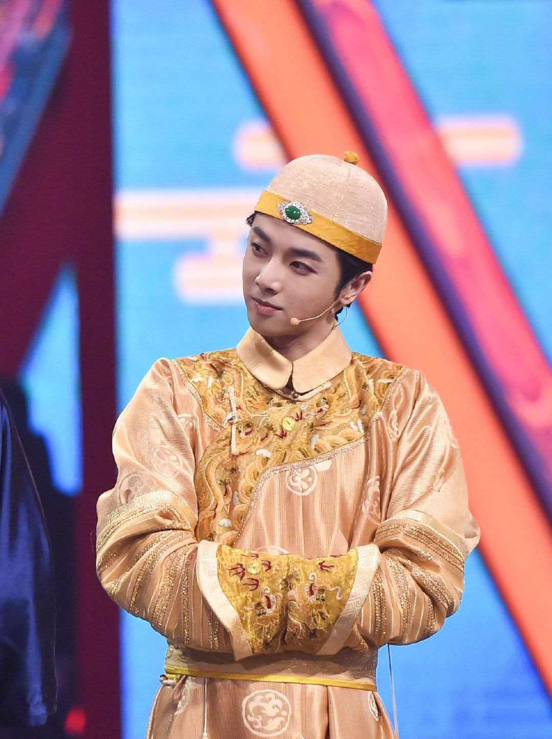  【唯一】华晨宇不是唯一一个在舞台和舞台之间有着鲜明对比的歌手！