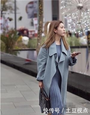 青春活力@秀出青春活力范，养眼又好看，街拍：貌美肤白的小姐姐