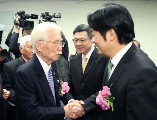 离职后的赖清德与“独派”勾搭连环 声言“时机已到” 马英九听了