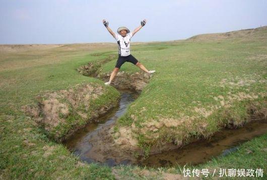  【我国】我国最窄的河，登上吉尼斯纪录，一条大鱼要挤着游过去