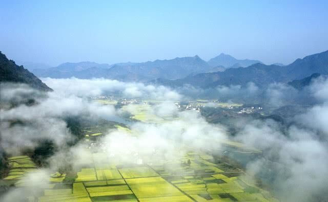 皖南三大名山之-白岳齐云山