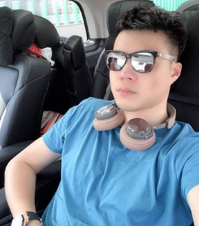 黄毅清语出惊人：“某人”违规事件被证实，被罚巨款并封杀3年！