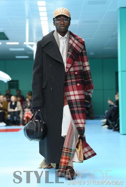 错视感的双拼印花才是今夏秋冬的最新流行指南!