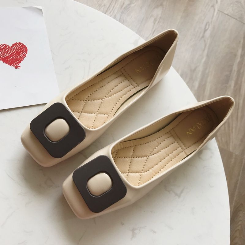 别傻傻穿去年的凉鞋了，今年最流行穿瓢鞋，时髦又好穿