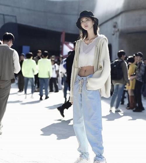  『新花样』最潮范儿美搭，出门记住这一点，旧衣服也能穿出新花样，时髦又省钱