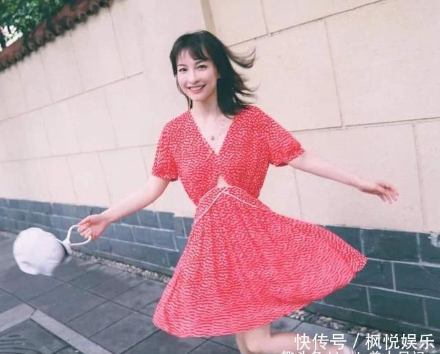  「波点单品」“波点元素”流行100年,别再拿它当经典,4点穿搭干货提升搭配功底