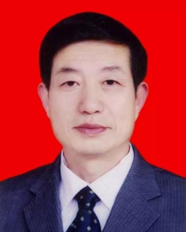 关于王隆等同志任前公示的公告