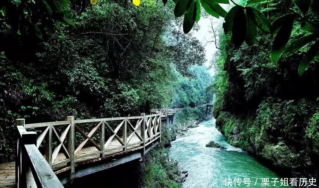 下半年给自己一场惊艳旅行，贵州走起！