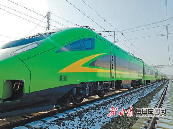 “绿巨人”8日上线兰渝铁路 重庆6小时到兰州