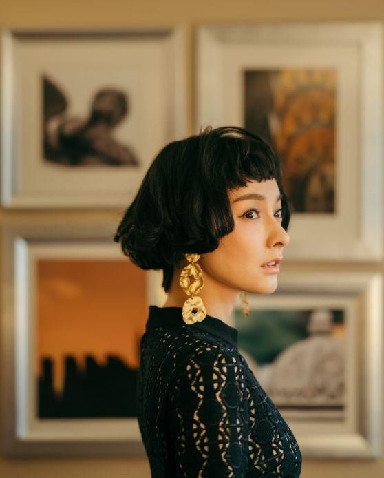 佘诗曼剪“二次元刘海”美成洋娃娃，吴昕却一刀回到解放前!