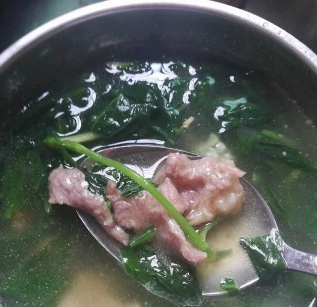重庆人都知道,3月吃折耳根是对春天最起码的尊重