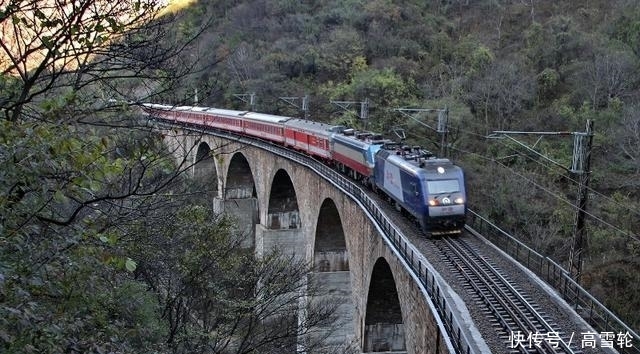 你知道宝成铁路是如何“翻越”秦岭的吗?