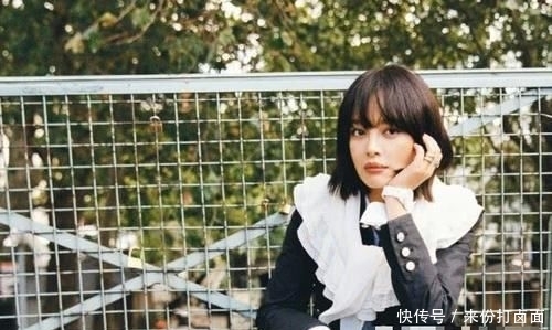 [ 奢侈]大胆穿52600报纸吊带裙显超模身材，心疼蓝盈莹，辛芷蕾发福更“奢侈”