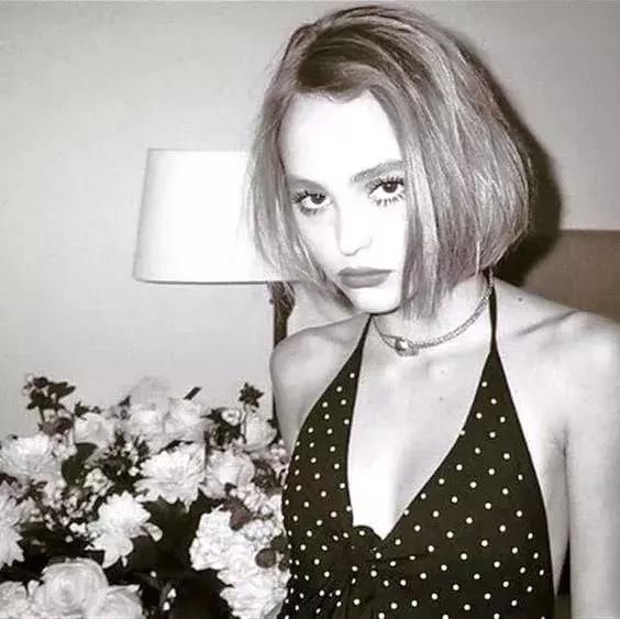 周冬雨，短发不是你说剪就能剪，根据脸型选择长度才是关键!