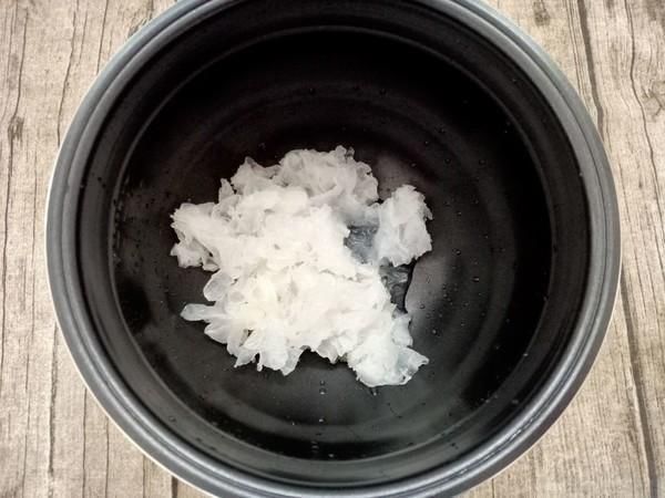  「光滑」《穷人的燕窝》就是这样，女人每两天吃一次，皮肤光滑，45岁像个女孩！