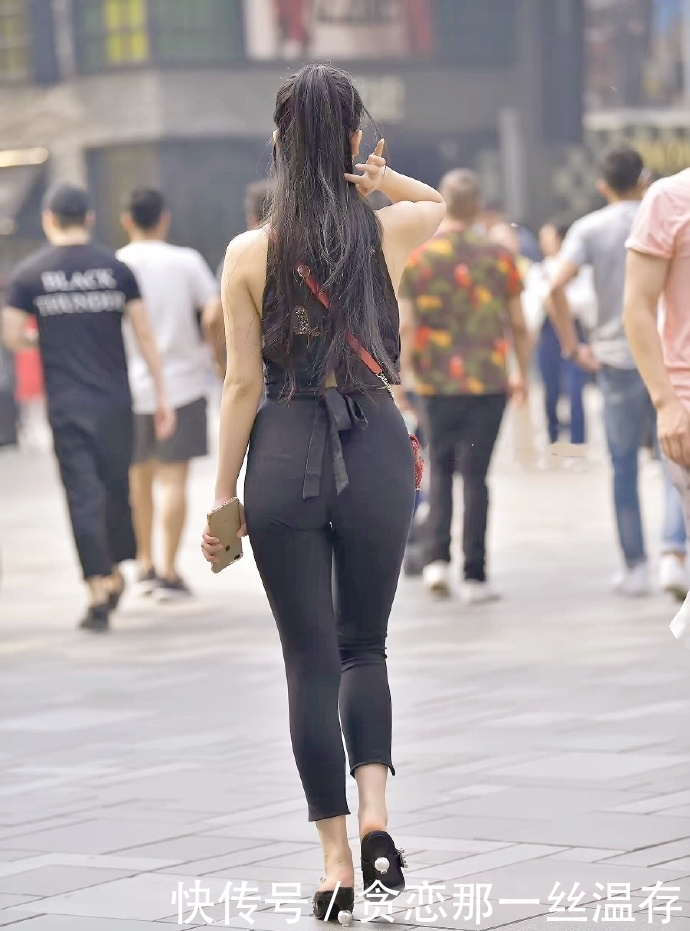  紧身裤■一群爱运动的美女姐姐们，短裤紧身裤应有经验