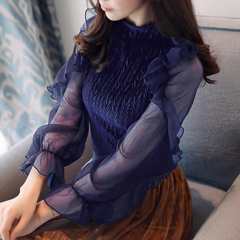 我滴天!早秋时髦小衫+小脚裤，洋气巨显嫩，70后女人穿美炸