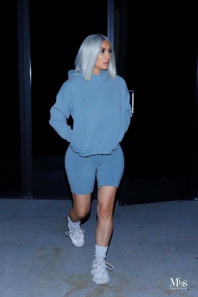 丑的要命的Bike shorts，终于被卡戴珊家族和她们的闺蜜团救活了