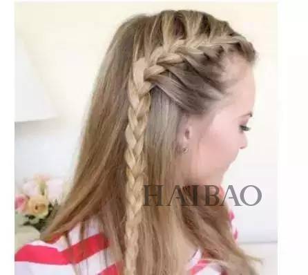 两个小揪揪的唐艺昕看起来最多18！