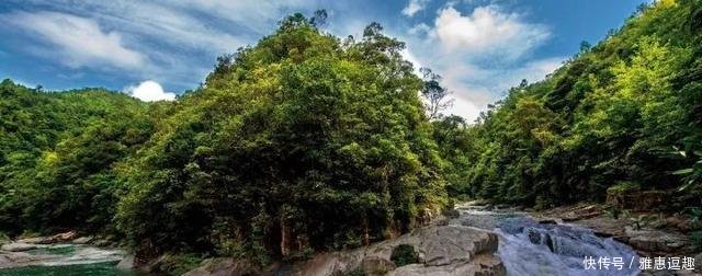 广西的邻居湖南, 有一座离天空最近的小城……